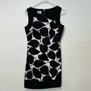Maggy L Petite Black & White Leaf Print Sheath Dress – Size 8P